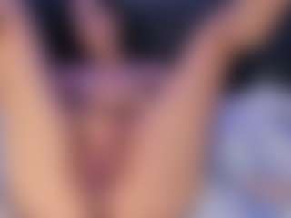 Amelia-Simpson's Live Sex Cam Show