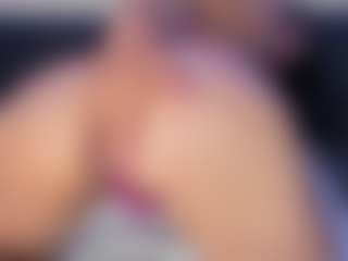 Amelia-Simpson's Live Sex Cam Show