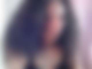 Live cam show with Annie - Butt Plug on AdultVida.com