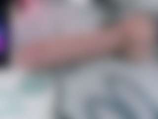 Live cam show with barbie-devon - Teen (18+) on livesuperchat.net