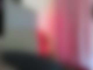 Live cam show with barbie-devon - Squirt on Milfs Live