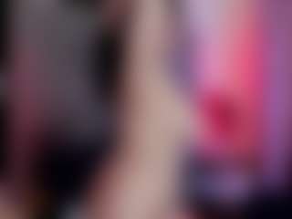 Live cam show with barbie-devon - Normal on AdultVida.com