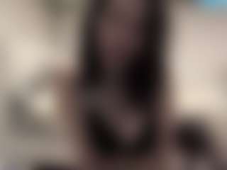 BrunetteBombshell's Live Sex Cam Show