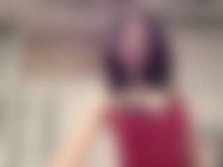 BrunetteBombshell's Live Sex Cam Show