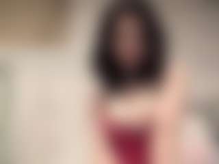 BrunetteBombshell's Live Sex Cam Show