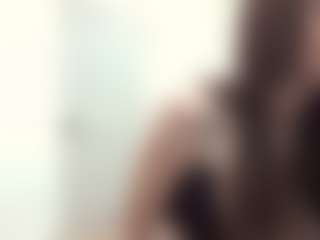 BrunetteBombshell's Live Sex Cam Show