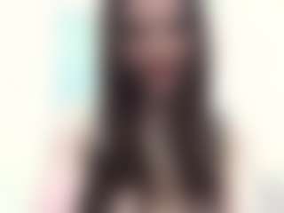 BrunetteBombshell's Live Sex Cam Show