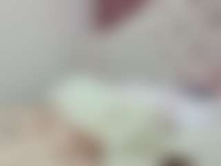BrunetteBombshell's Live Sex Cam Show