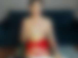 Live cam show with Debra-Wadeee - Naughty on Camsoda