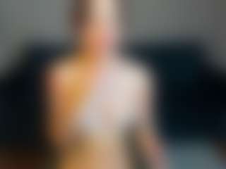 Live cam show with Debra-Wadeee - Naughty on EXY