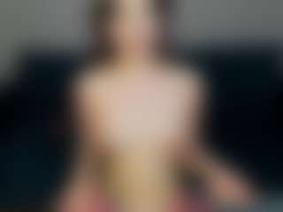 Live cam show with Debra-Wadeee - Long Legs on Camversity