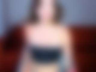 Live cam show with Debra-Wadeee - Facial Piercings on Gym Cam Girls