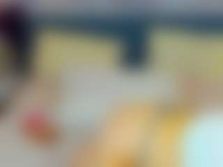 Live-Cam-Show mit Debra-Wadeee - Bikini auf Camsoda