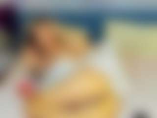 Live cam show with Debra-Wadeee - Ass Clapping on SpunkLive