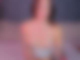 Live cam show with Debra-Wadeee - Skinny on CSO-WL