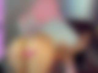 Live cam show with Debra-Wadeee - Moaning on liverealitysex.com