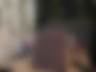 Live cam show with Delilah-85 - Ass Clapping on fuklive.com