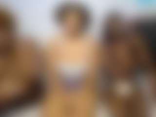 Live cam show with DollyCookie - Public Ebony on Camming Site