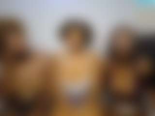Live cam show with DollyCookie - Double Penetration on Dolls Live