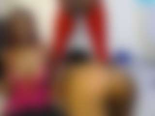 Live cam show with DollyCookie - Ebony Teen (18+) on CamClone