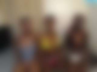 Live cam show with DollyCookie - Ebony on Soda Cam