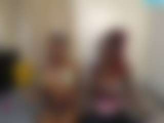 Live-sekscamshow van DollyCookie