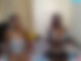 Live cam show with DollyCookie - Shaved Pussy Mature on SpunkLive