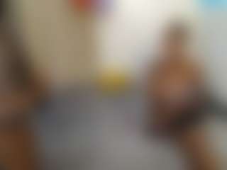Live cam show with DollyCookie - Foot Fetish Black on Milfs Live