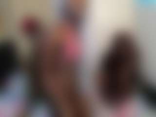 Live cam show with DollyCookie - Public Ebony on Gym Cam Girls