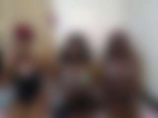 Live cam show with DollyCookie - Public Black on Camsoda