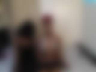 Spettacolo in cam dal vivo con DollyCookie - Strip su Camsoda