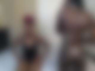 Live-sekscamshow van DollyCookie