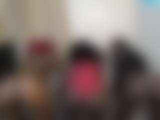 Show de cam en vivo con DollyCookie - Strip en Camsoda