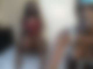 Live-Cam-Show mit DollyCookie - Italian Mature auf Camsoda