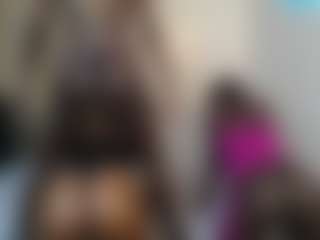 Show de cam en vivo con DollyCookie - Massage en Camsoda