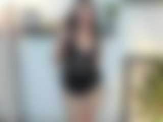Live cam show with ElaMaxwell - Twerk on AdultVida.com
