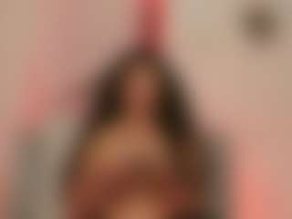 Live cam show with MaraVelvett - Fingering on Camsoda