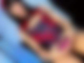 Live cam show with MARIANNAHOT-S7 - Smoking on CamwithHer