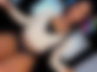 Live cam show with MARIANNAHOT-S7 - Smoking on Camsoda