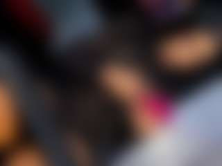 Live cam show with MARIANNAHOT-S7 - Average on WildCum