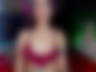 Live cam show with Sara - Red Hair on makecum.org