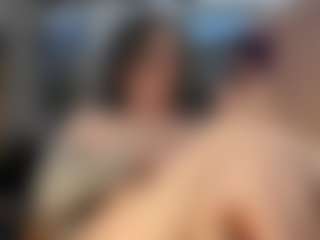 Live cam show with ranchgal - Middle Aged on TastyBlacksLive