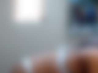 WildLittleKittyxoxo's Live Sex Cam Show