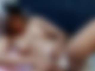 WildLittleKittyxoxo's Live Sex Cam Show