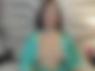 Live cam show with AlissBloom - Camel Toe on googirlz