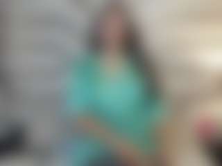 Live cam show with AlissBloom - Brown Hair on xDating