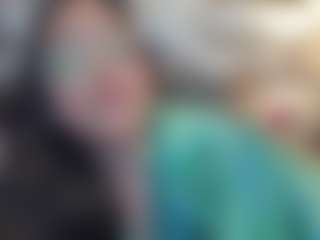 Live cam show with AlissBloom - Brown Hair on TeamSkeetLive