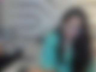 Live cam show with AlissBloom - Brown Eyes on livesuperchat.net