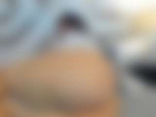 Live cam show with AlissBloom - Drinking on Instabang