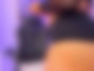 Live cam show with AlissBloom - Camel Toe on hrnylive.com